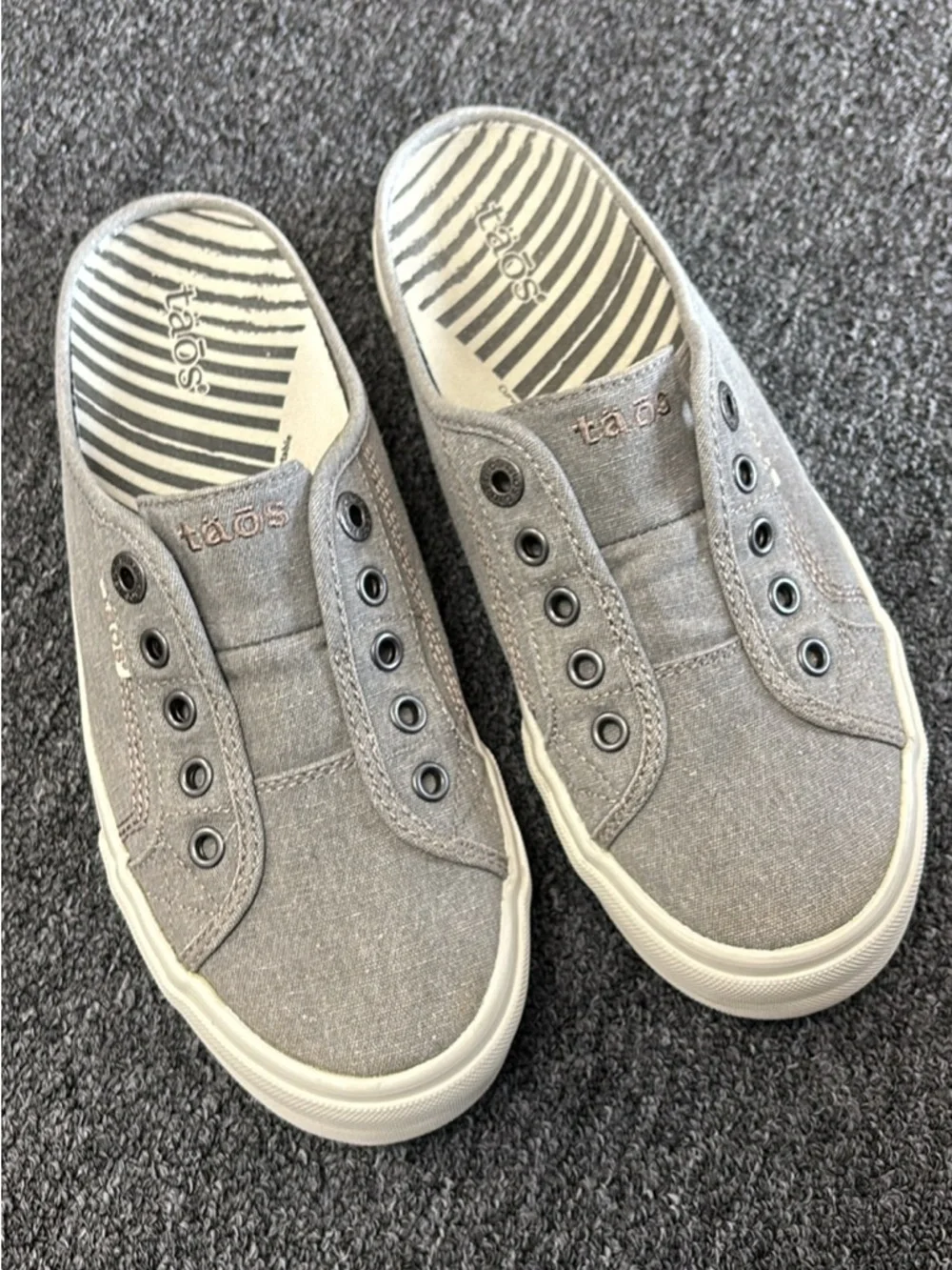 Taos Footwear Gray Slip-On Canvas Sneakers - Picture 1 of 9